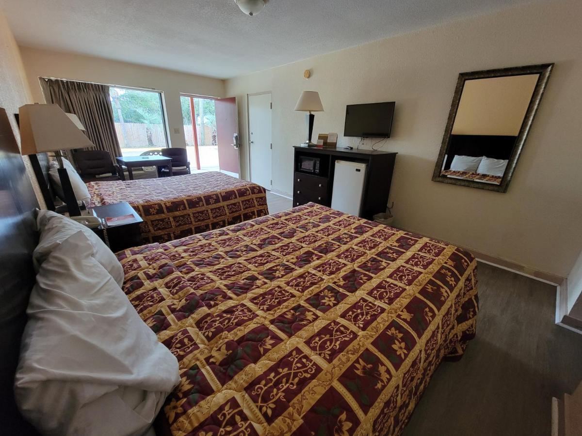Twin Star Lodge Білоксі Екстер'єр фото